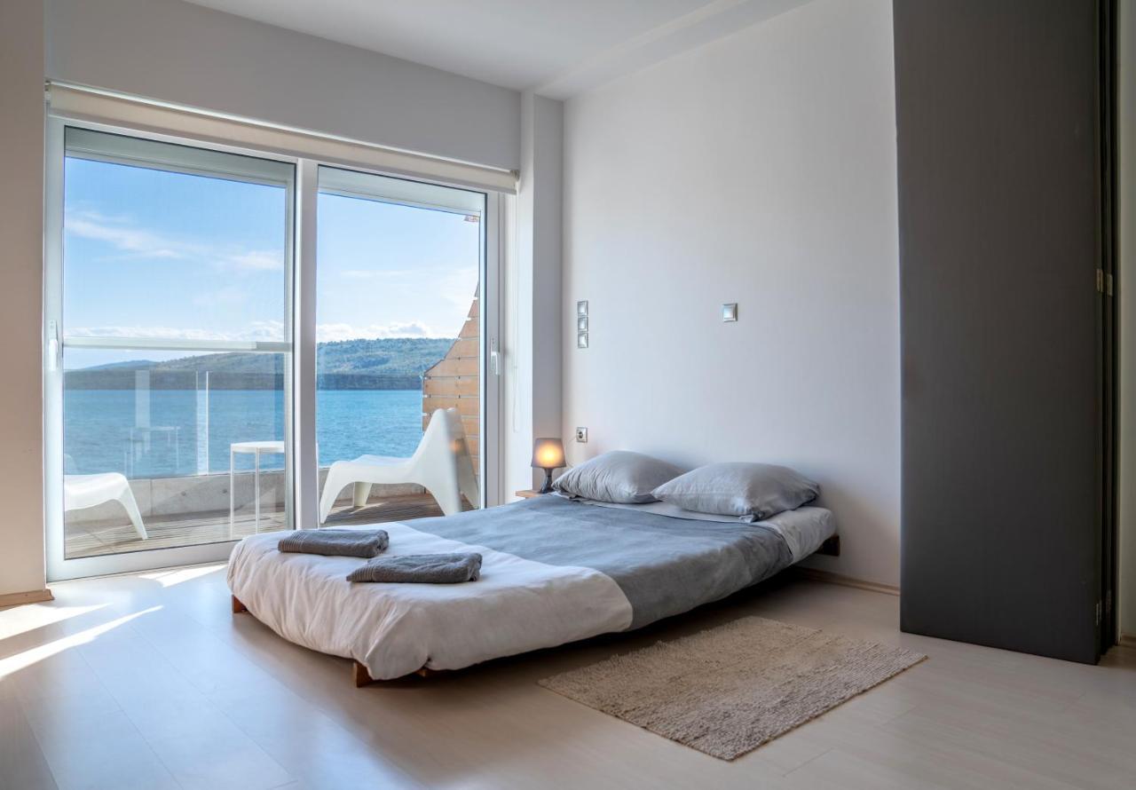 Seaside Maisonette In Itea Exterior photo